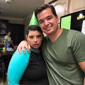 Meet your Posher, Max